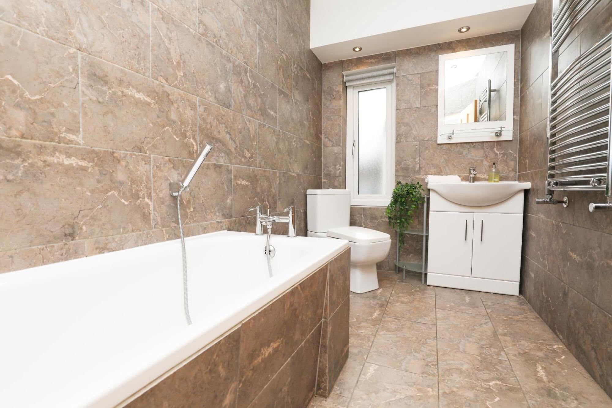 Anfield Luxe Retreat - Stylish Stay With Parking - Steps From Stadium - Short Drive To City Centre Liverpool Eksteriør bilde